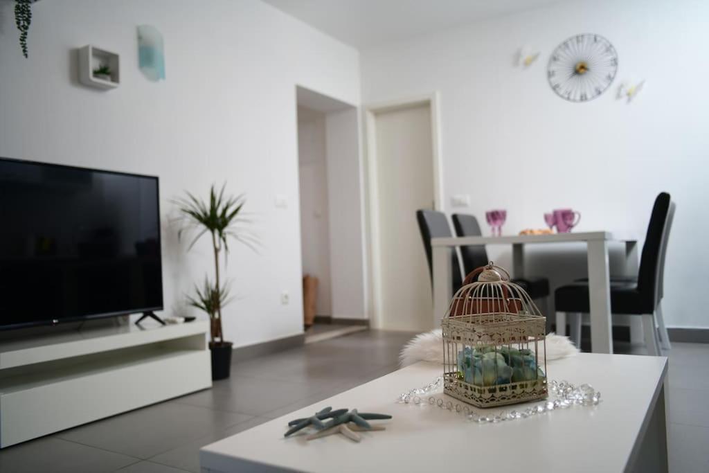 Wave N' Sea Apartment With A Private Pool Dubrovník Exteriér fotografie