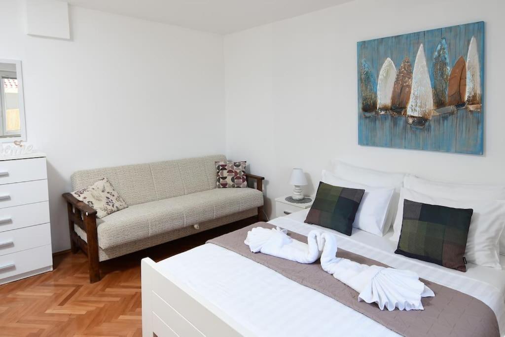 Wave N' Sea Apartment With A Private Pool Dubrovník Exteriér fotografie