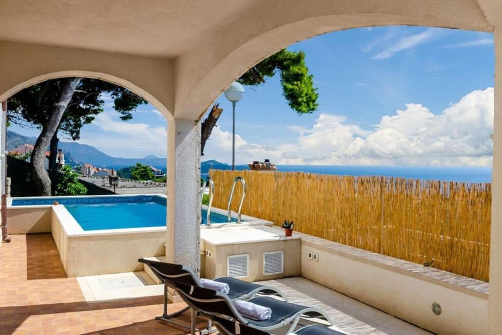 Wave N' Sea Apartment With A Private Pool Dubrovník Exteriér fotografie