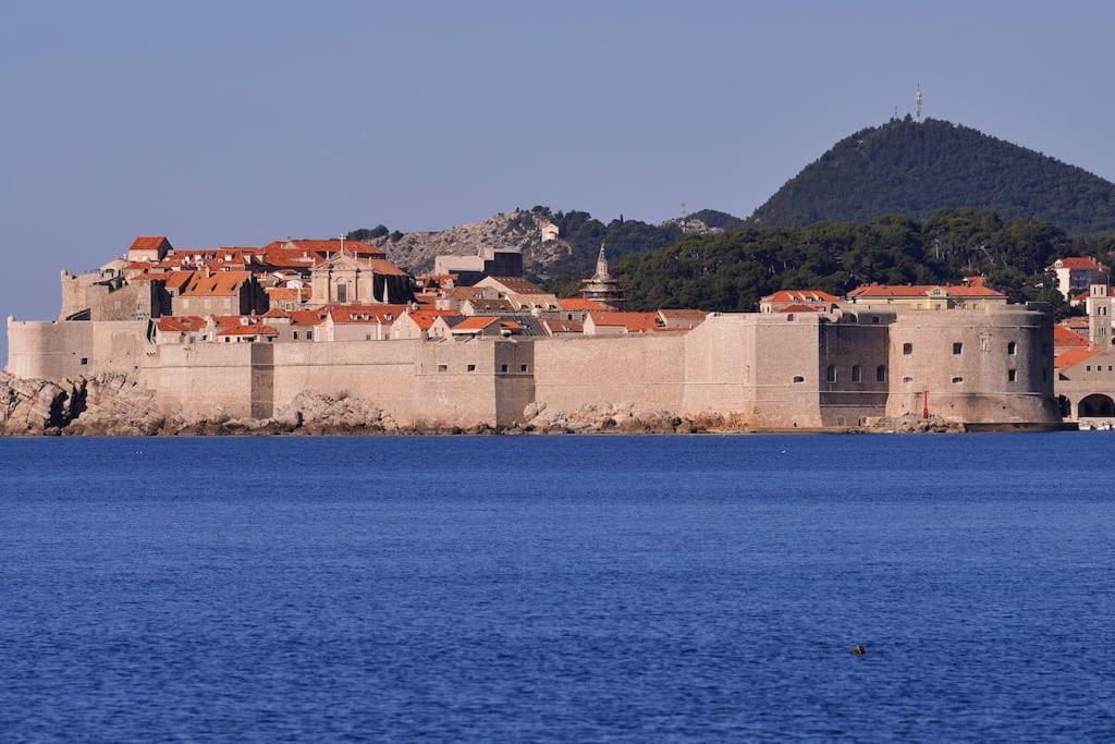Wave N' Sea Apartment With A Private Pool Dubrovník Exteriér fotografie